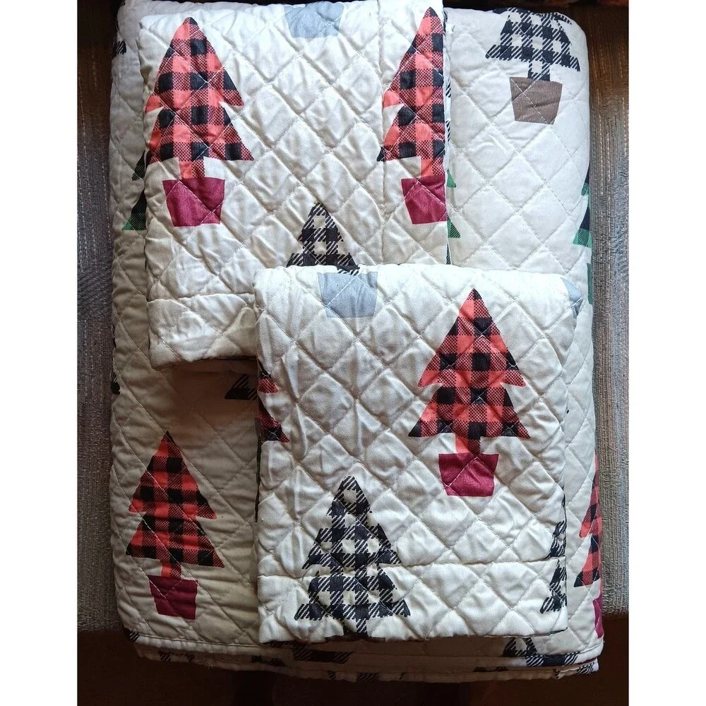 Spirit Linen Christmas Tree King Quilt and Pillow Shams Buffalo Checks 92x106